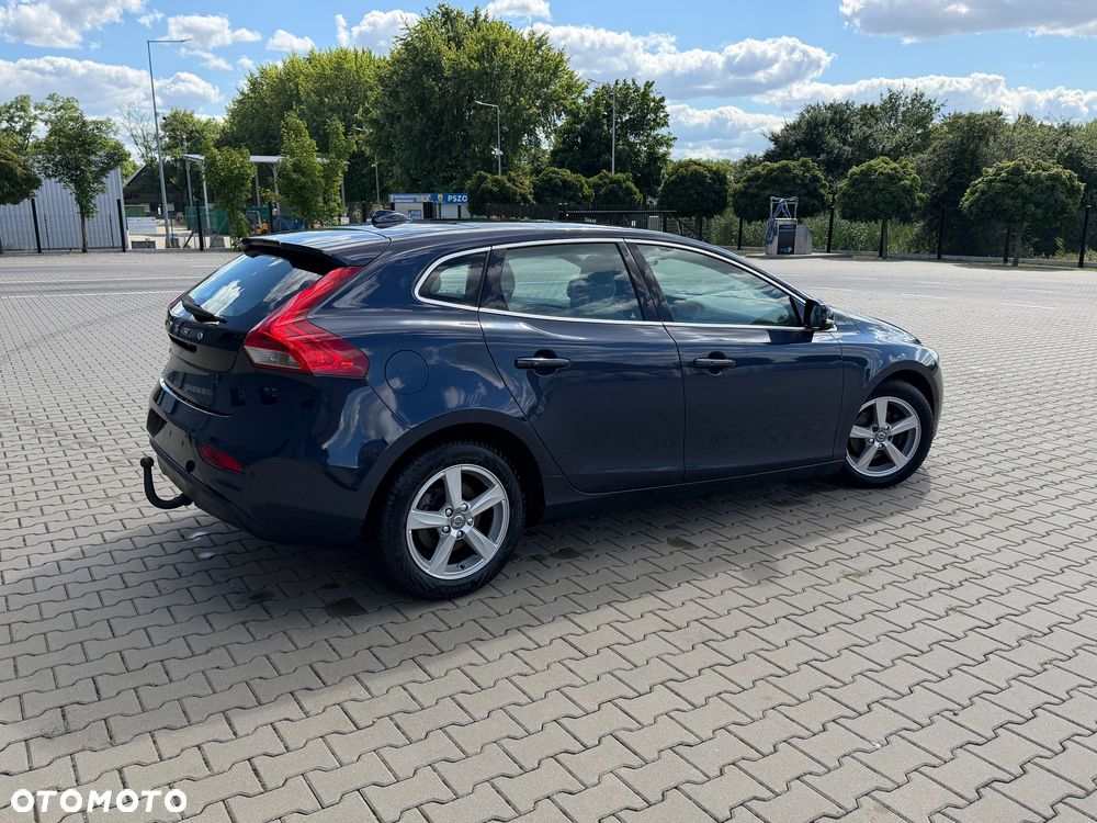 Volvo V40 D2 - 2