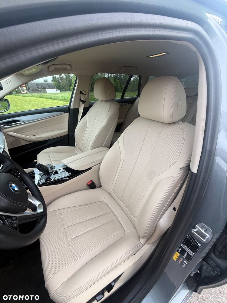 BMW Seria 5 530i mHEV Luxury Line - 7