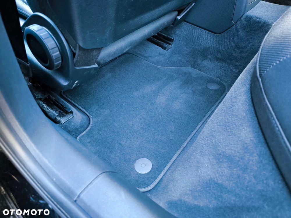 Audi A4 Avant - 28