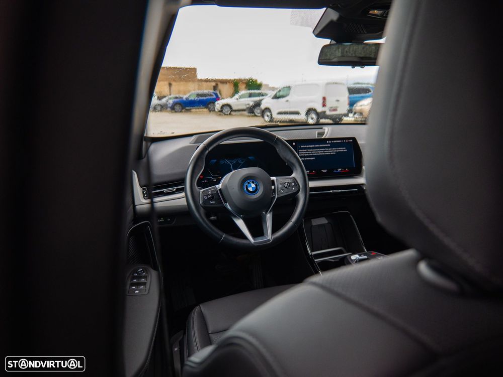 BMW iX1 xDrive30 - 25