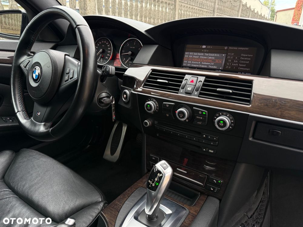 BMW Seria 5 530d - 38