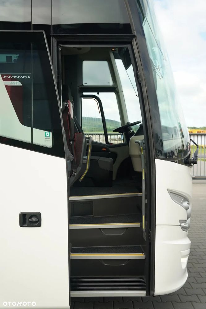 VDL FHD 2 / EURO6 / USB / NA GWARANCJI ! / SPROWADZONY / - 23