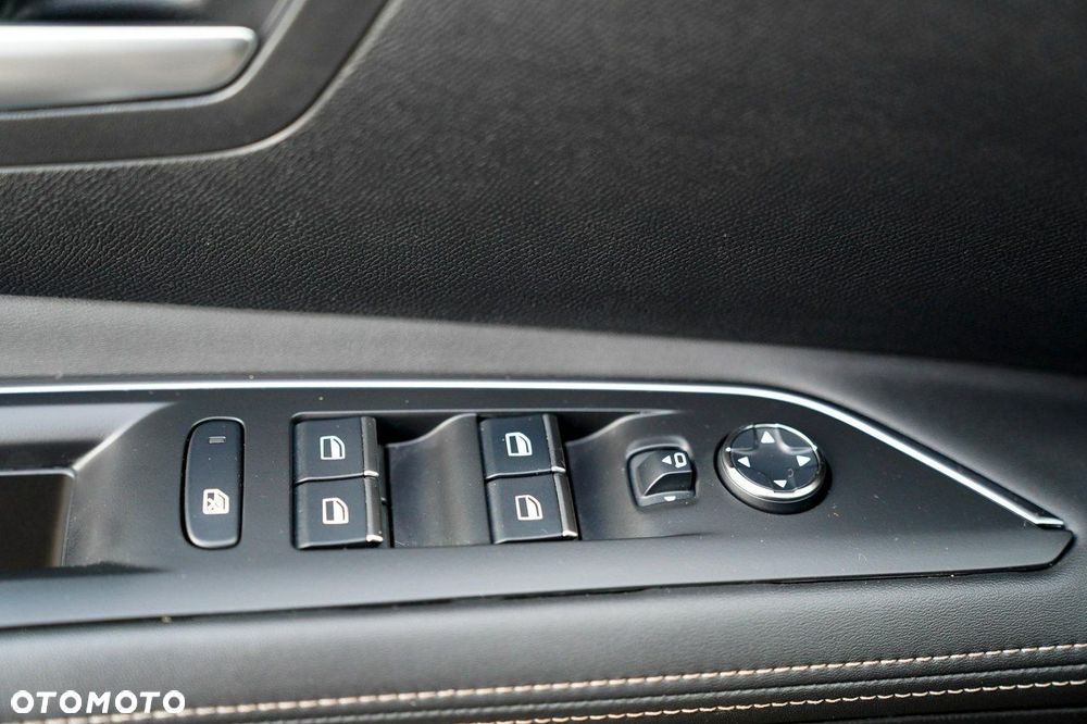 Peugeot 3008 - 15