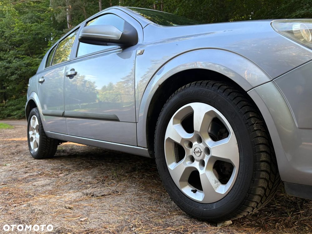 Opel Astra 1.8 Sport - 20