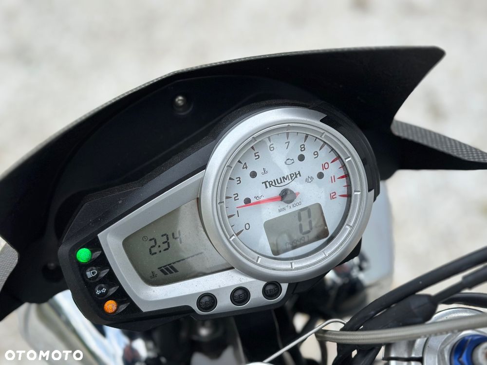 Triumph Speed Triple - 17