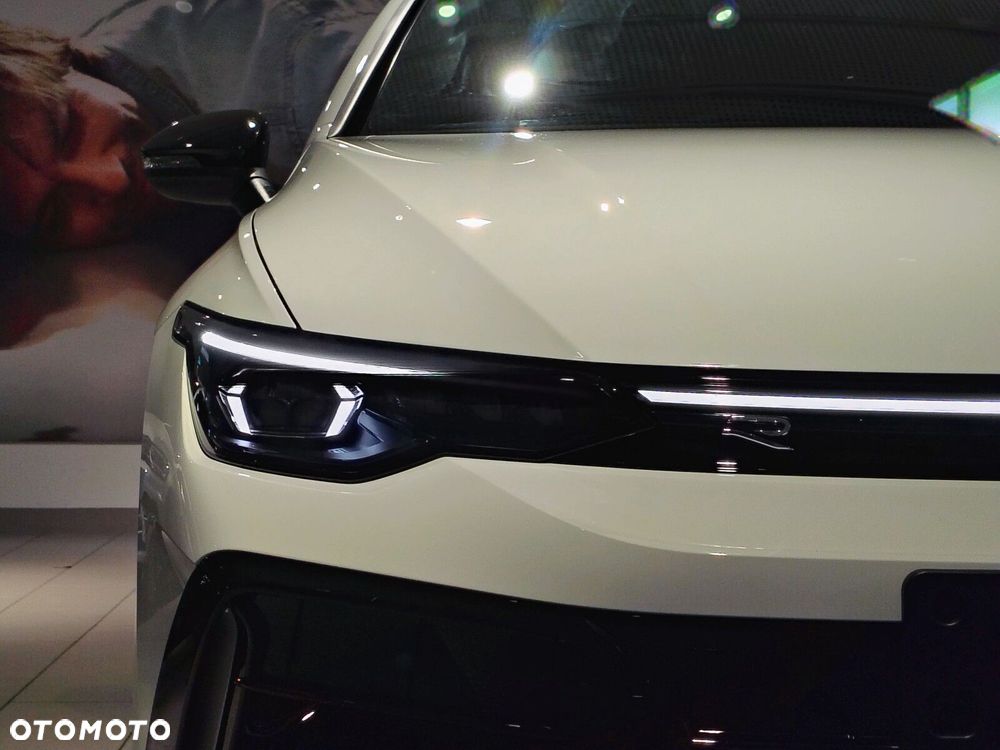 Volkswagen Golf 2.0 TSI 4Motion R DSG - 5