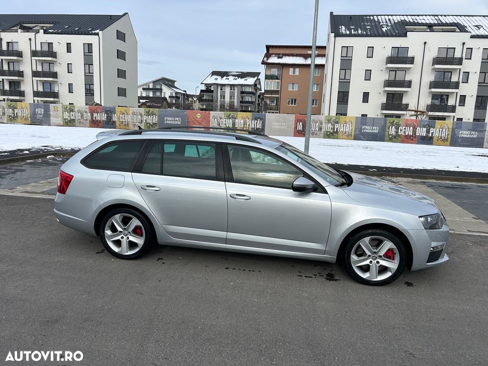 Skoda Octavia 2.0 TDI (Green tec) DSG RS - 6