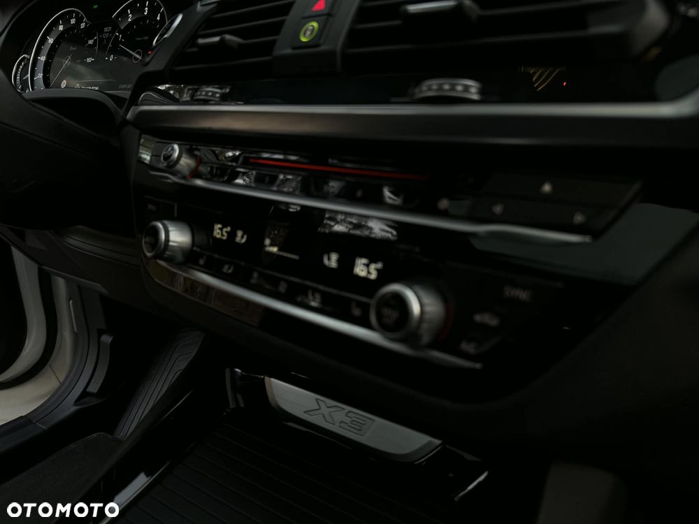 BMW X3 xDrive30i xLine - 15