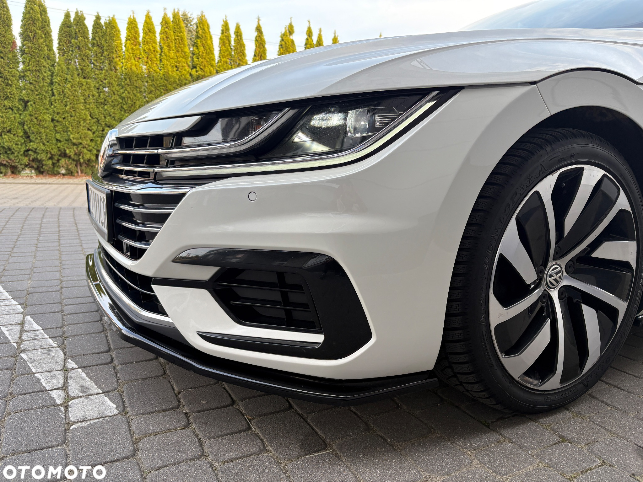 Volkswagen Arteon 2.0 TDI SCR R-Line - 8