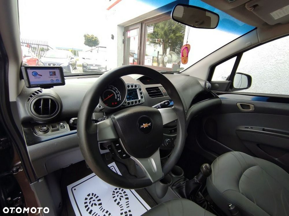 Chevrolet Spark - 10
