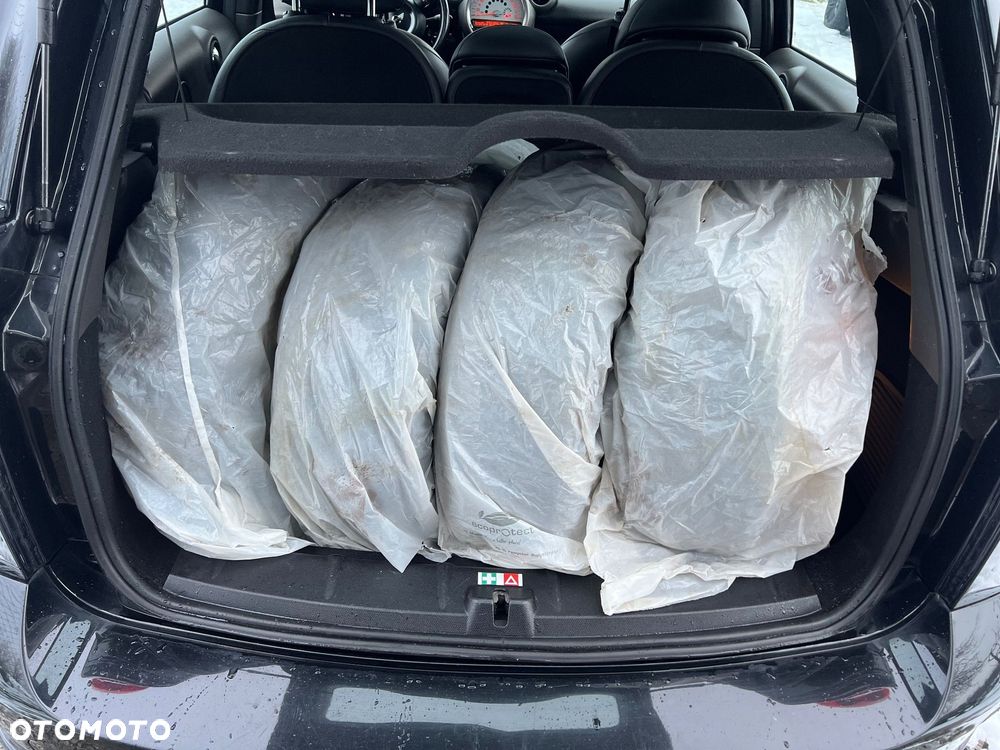 MINI Countryman Cooper SD All4 - 19