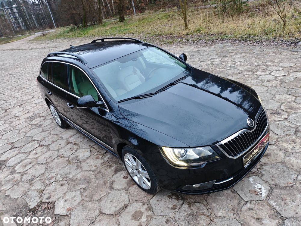 Skoda Superb 2.0 TDI PD Elegance - 17