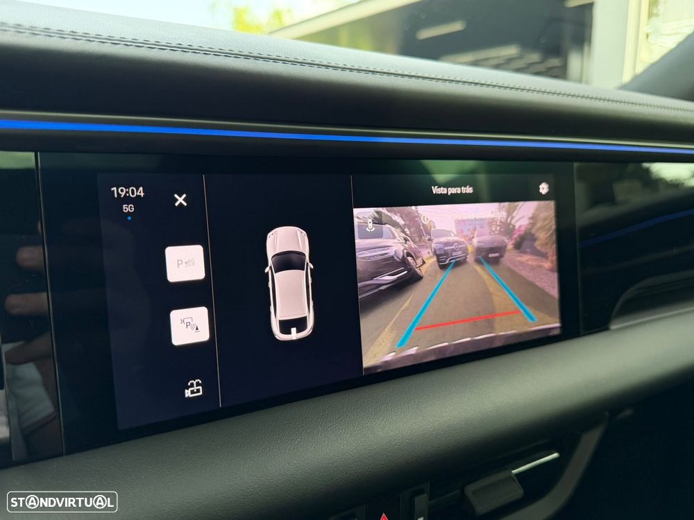 Porsche Macan Electric 4 - 48