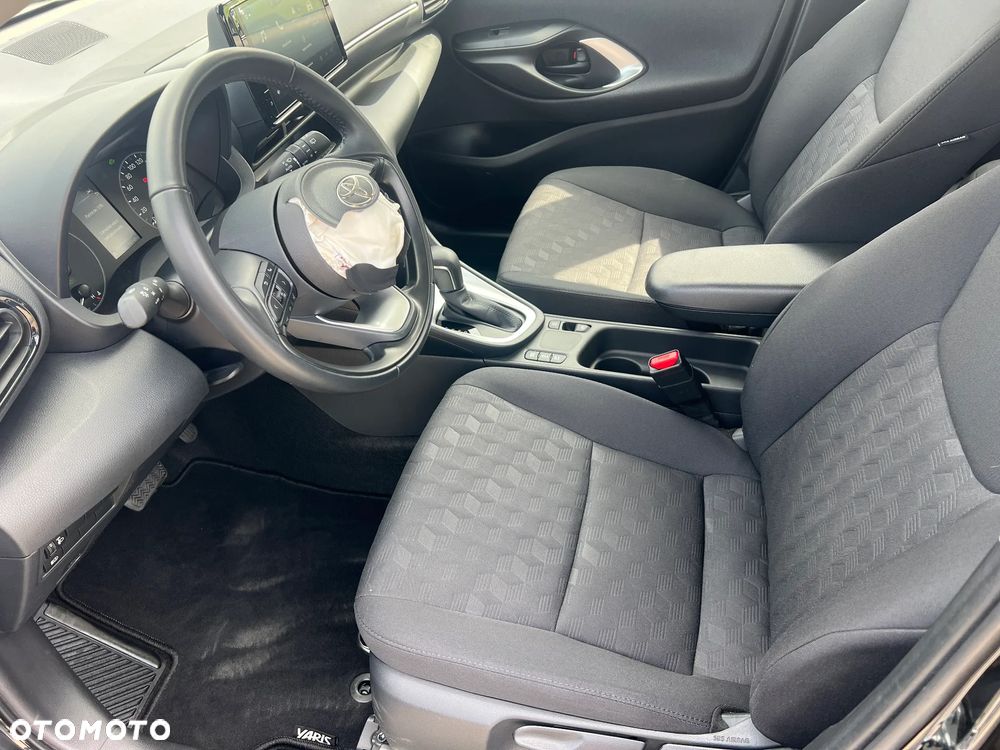 Toyota Yaris - 18