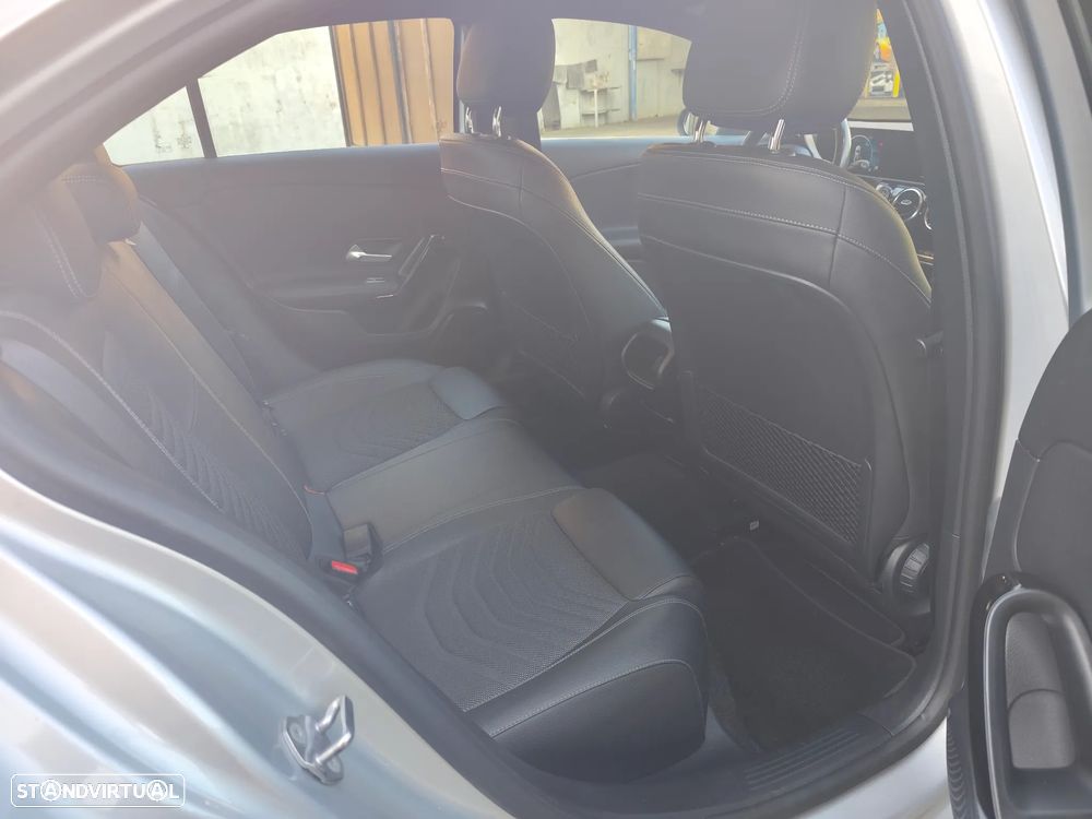 Mercedes-Benz A 180 Limousine d 7G-DCT AMG Line - 9