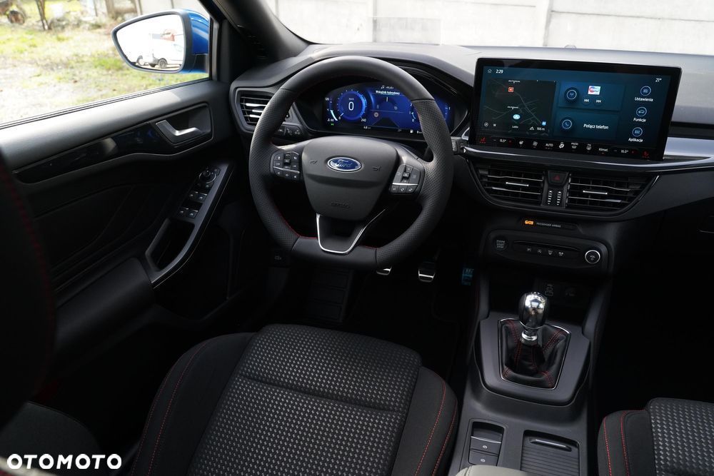 Ford Focus 1.0 EcoBoost mHEV ST-Line X - 22