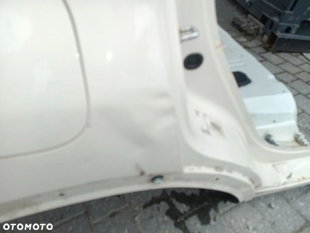 RENAULT CAPTUR pas +wanna prawy TYŁ - 2