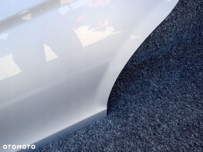 MERCEDES W204 204 C-KLASA SEDAN drzwi lewe tylne tył - 8