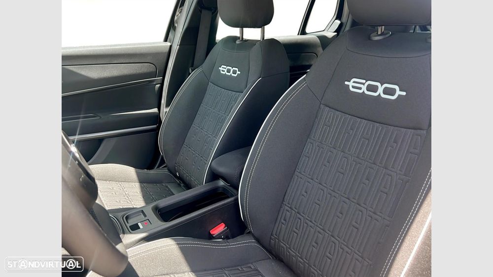 Fiat 600 1.2 Hybrid - 13