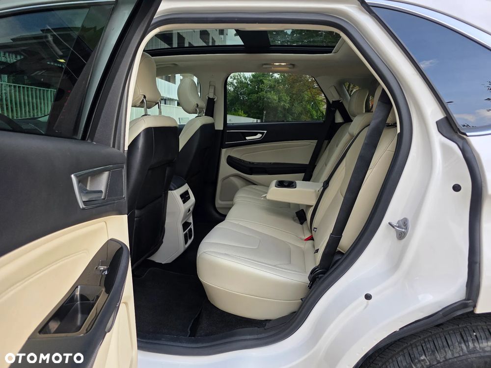 Ford Edge - 24