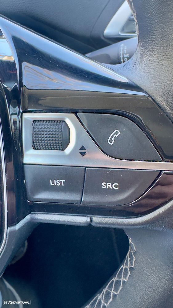 Peugeot 3008 PureTech 130 Stop & Start GPF Active Business-Pack - 12