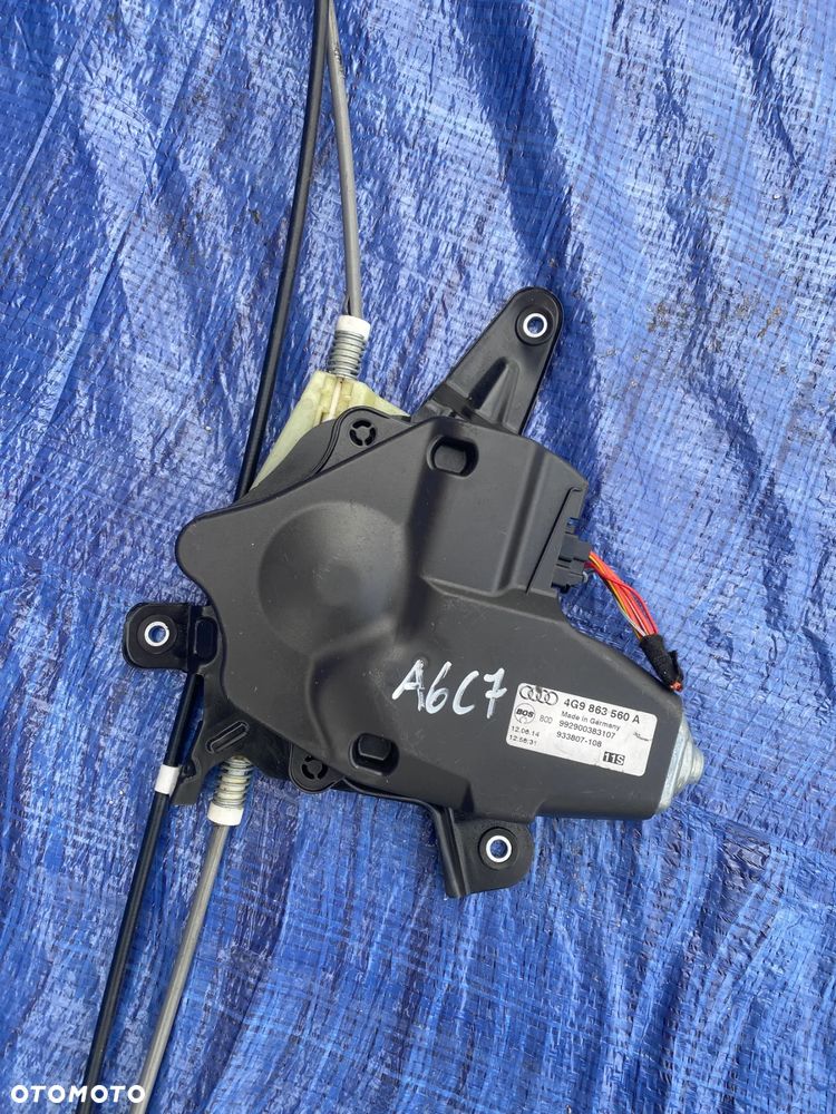 MECHANIZM SILNICZEK ROLETY BAGAŻNIKA AUDI A6 C7 KOMBI AVANT 4G9863560A - 2