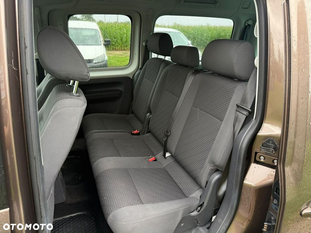 Volkswagen Caddy - 10