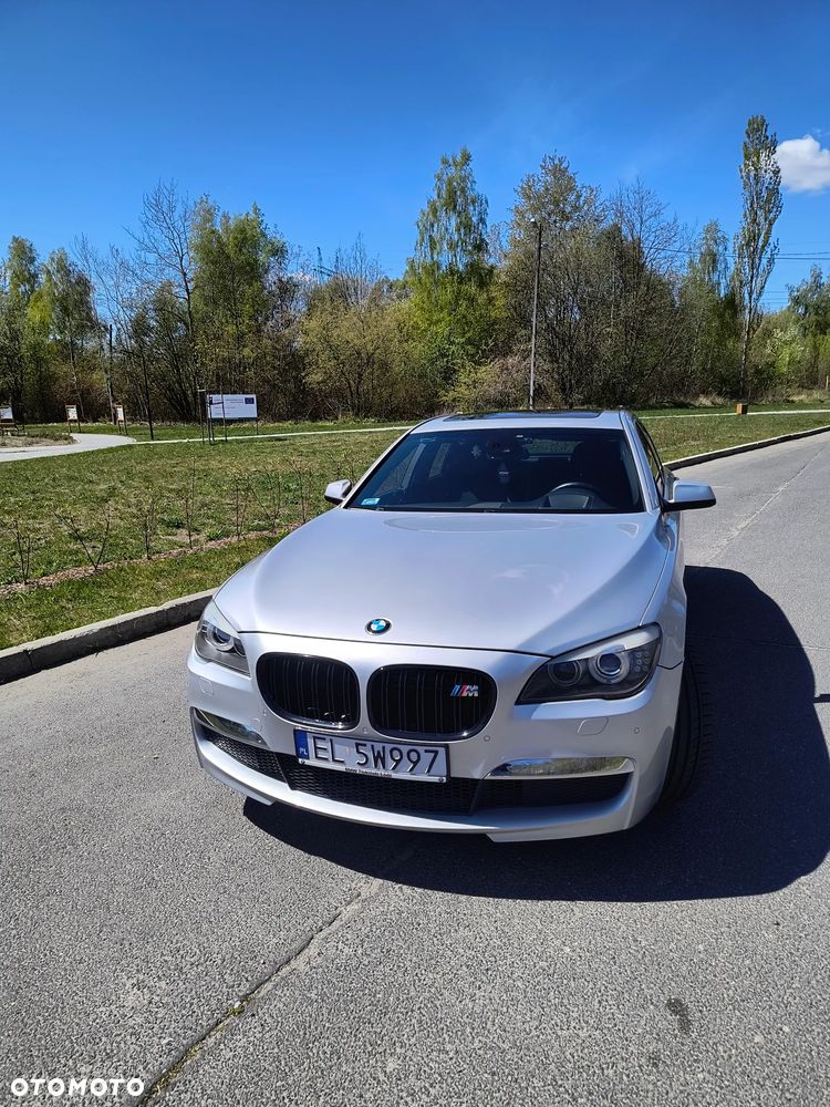 BMW Seria 7 750i xDrive - 15