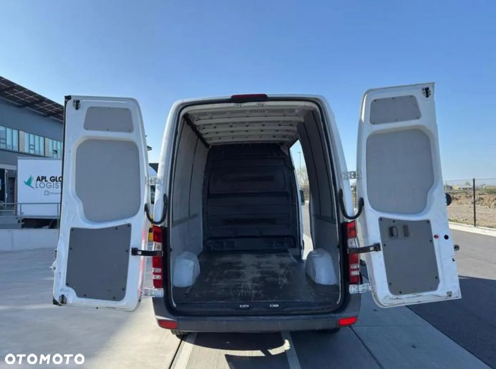 Mercedes-Benz L2H2 SPRINTER 310 - 11