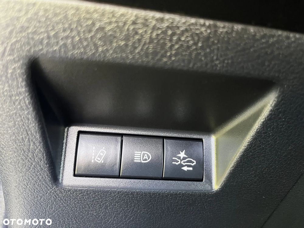 Toyota Yaris ver-hybrid-1-5-comfort - 27