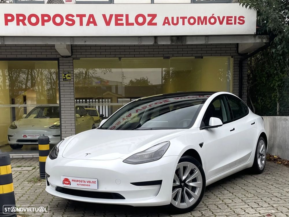 Tesla Model 3 Standard Range Plus RWD - 1