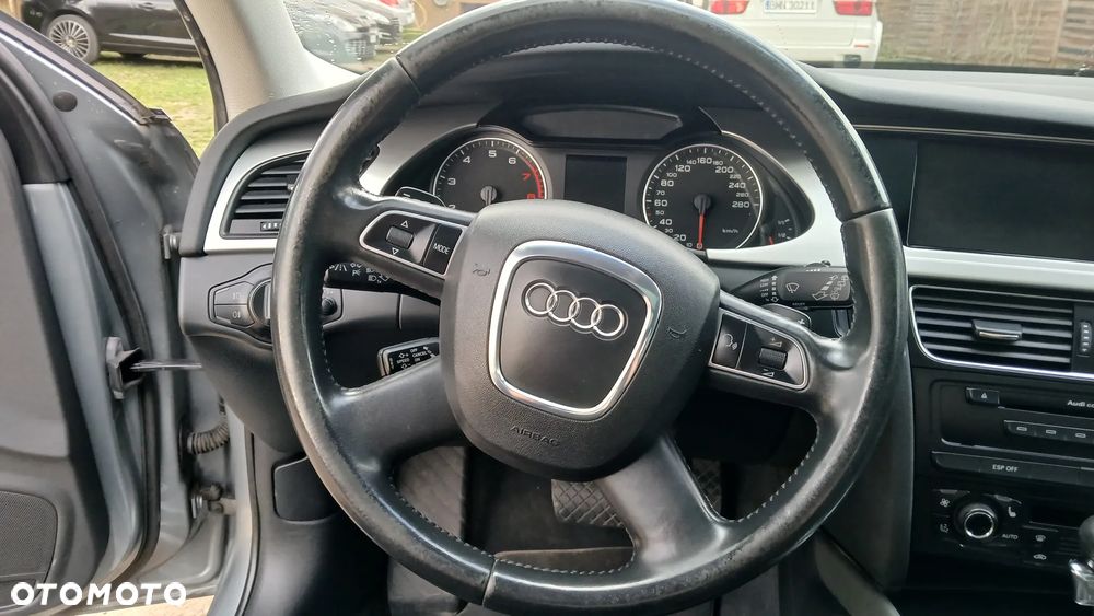 Audi A4 Avant 1.8 TFSI multitronic Attraction - 13