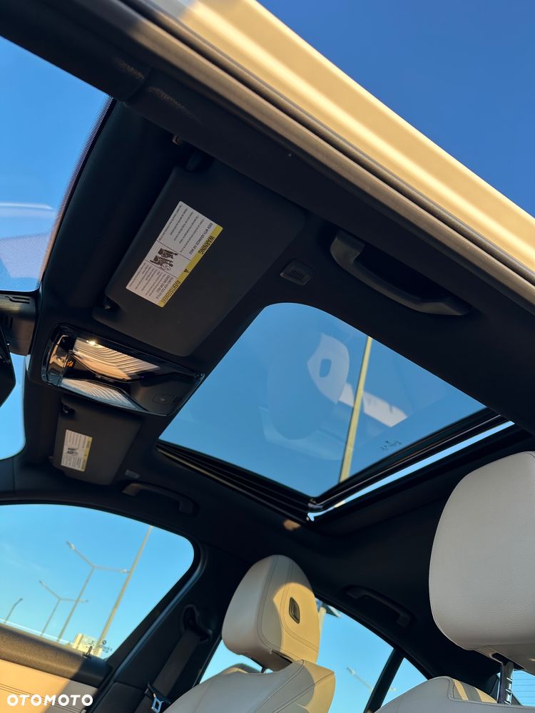 BMW Seria 3 330i xDrive M Sport - 17