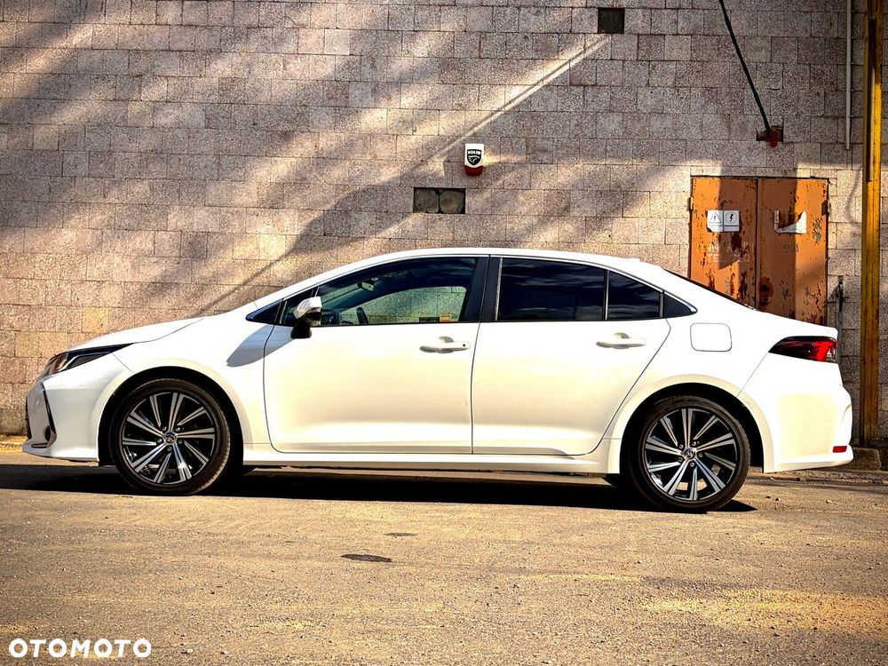 Toyota Corolla - 4