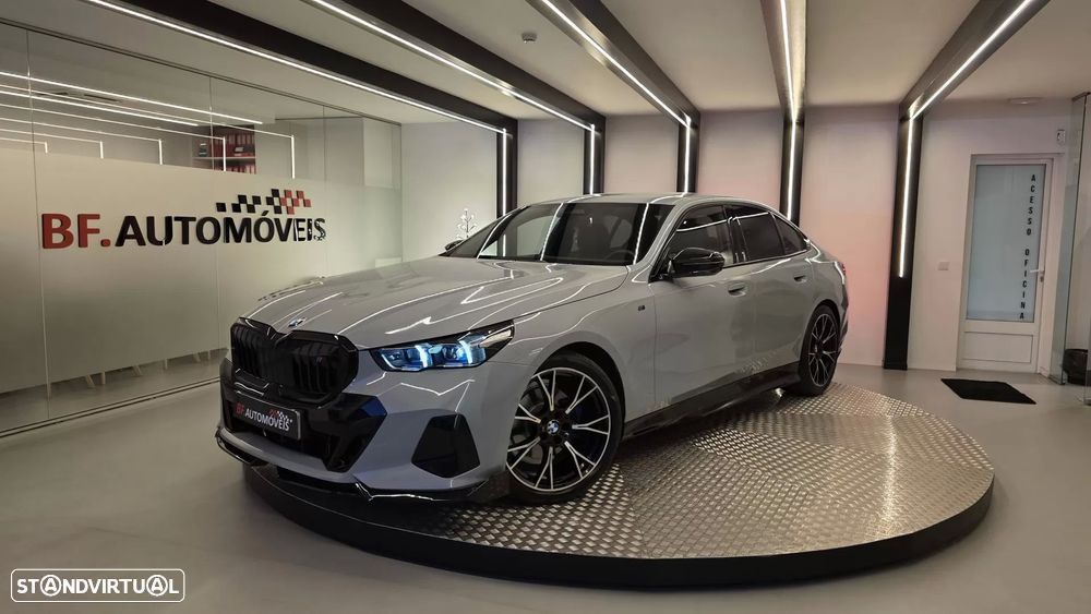 BMW 520 d Pack Desportivo M - 2