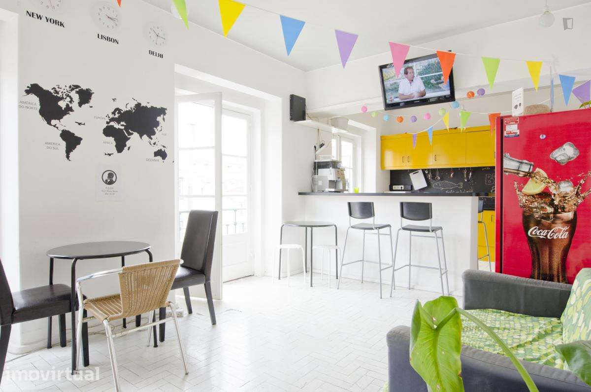 Quarto - localizado em Baixa Lisbon - Grande imagem: 3/25