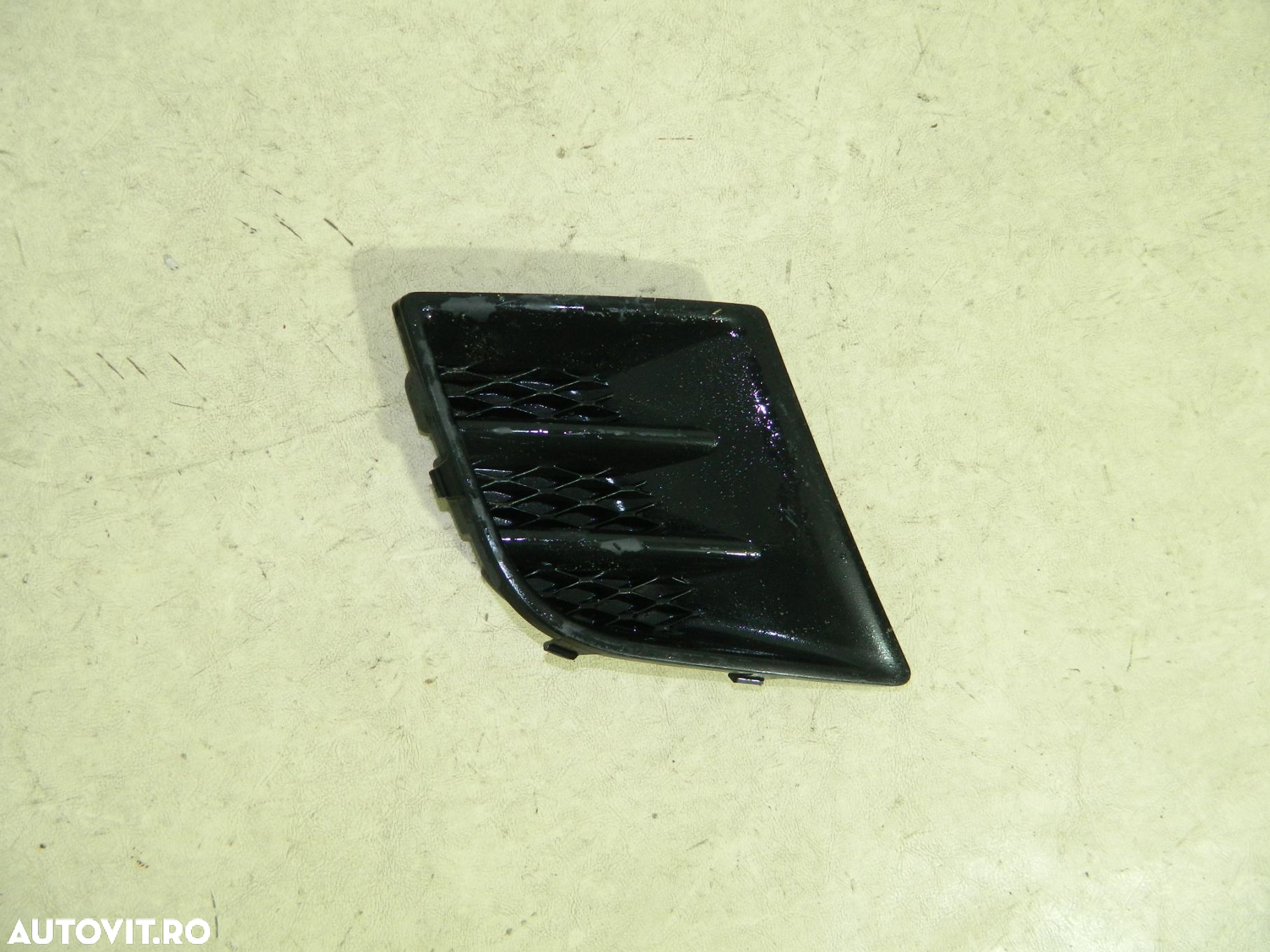 Grila bara fata partea dreapta, Peugeot 107, 2008, 2009, 2010, 2011, 2012,, 81481-0H020 - 2
