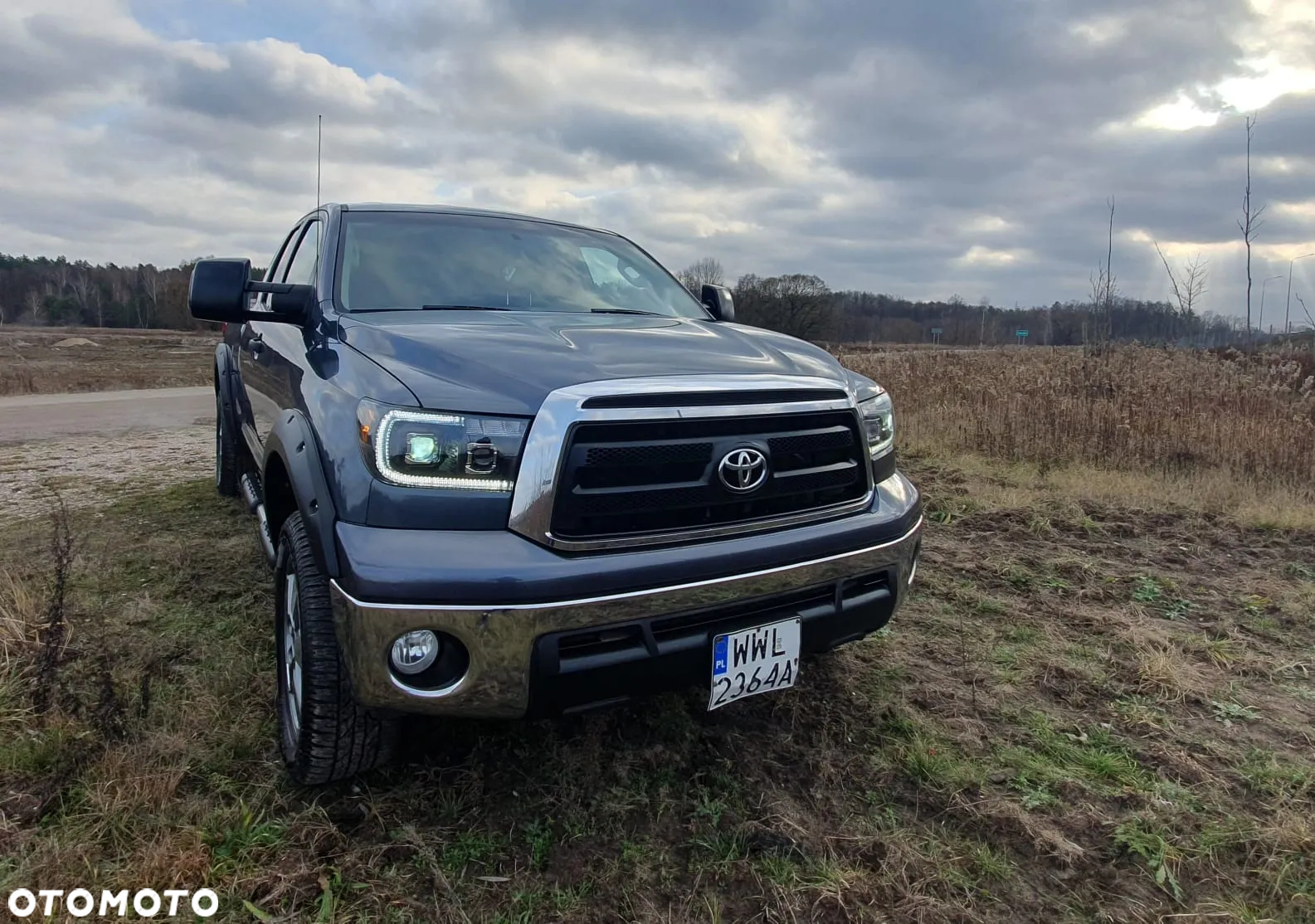 Toyota Tundra 5.7 4x4 Double Cab SR5 - 4