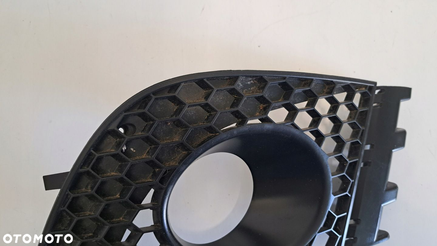 Kratka zderzaka przód prawy SEAT Ibiza III 3 6L LIFT 05- - 3