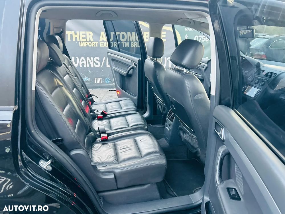 Volkswagen Touran - 7
