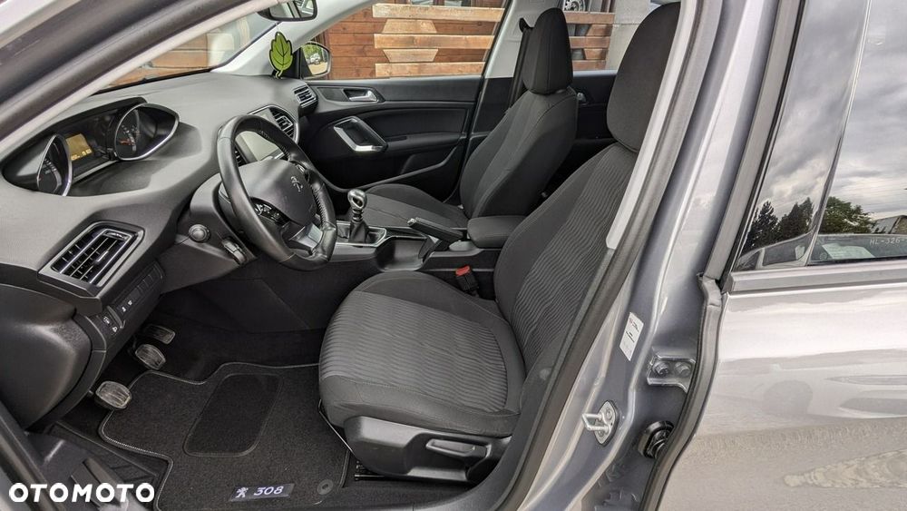 Peugeot 308 - 17