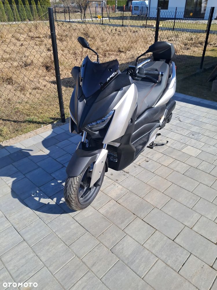 Yamaha X-max - 1