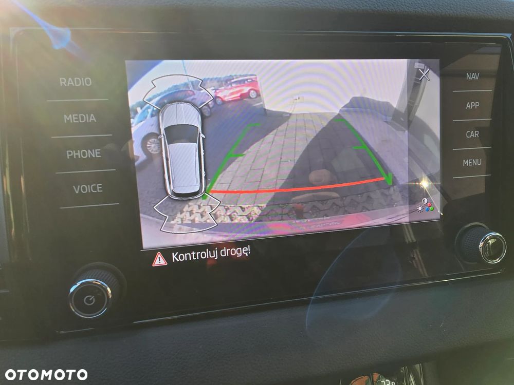 Skoda Karoq 2.0 TDI SCR 4x4 Sportline DSG - 29