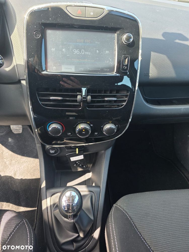 Renault Clio - 18