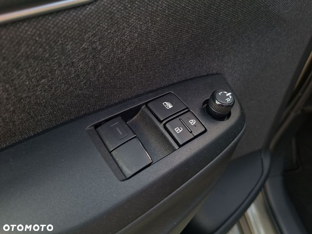 Toyota Yaris - 22