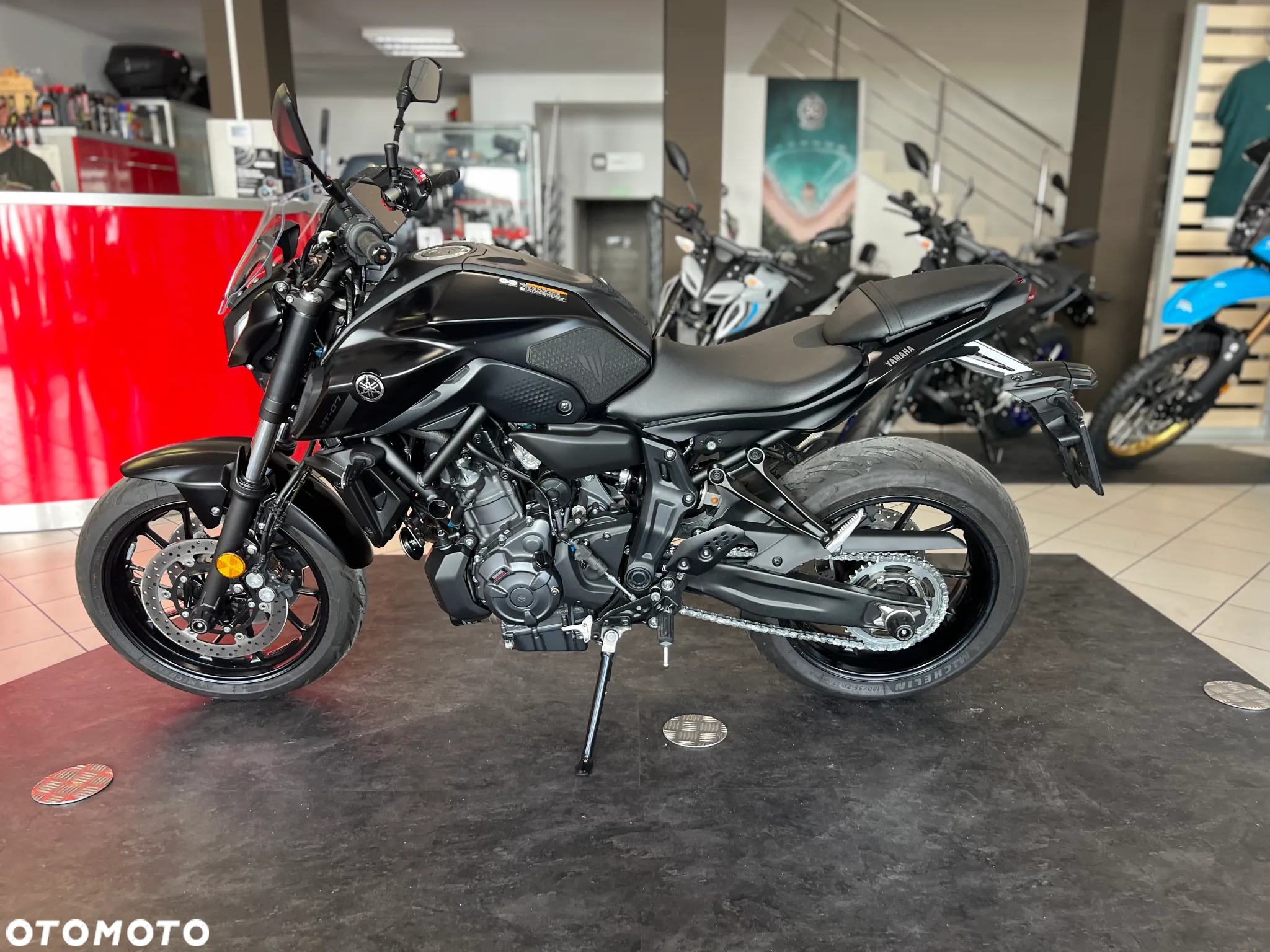 Yamaha MT - 17