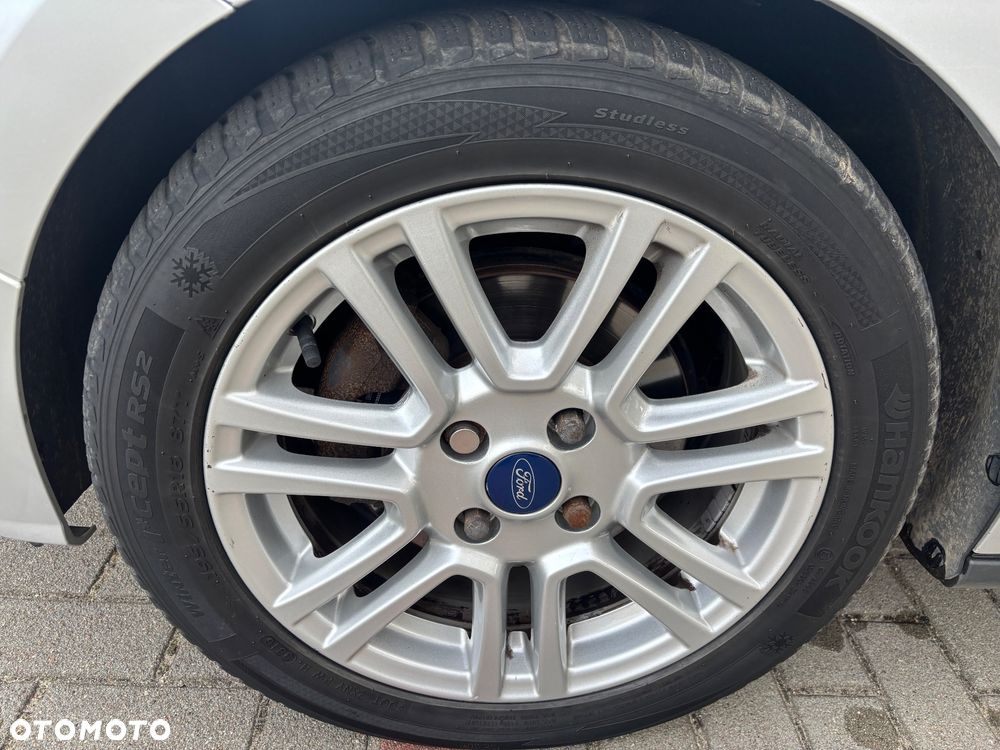 Ford Tourneo Courier 1.5 TDCi Titanium - 21