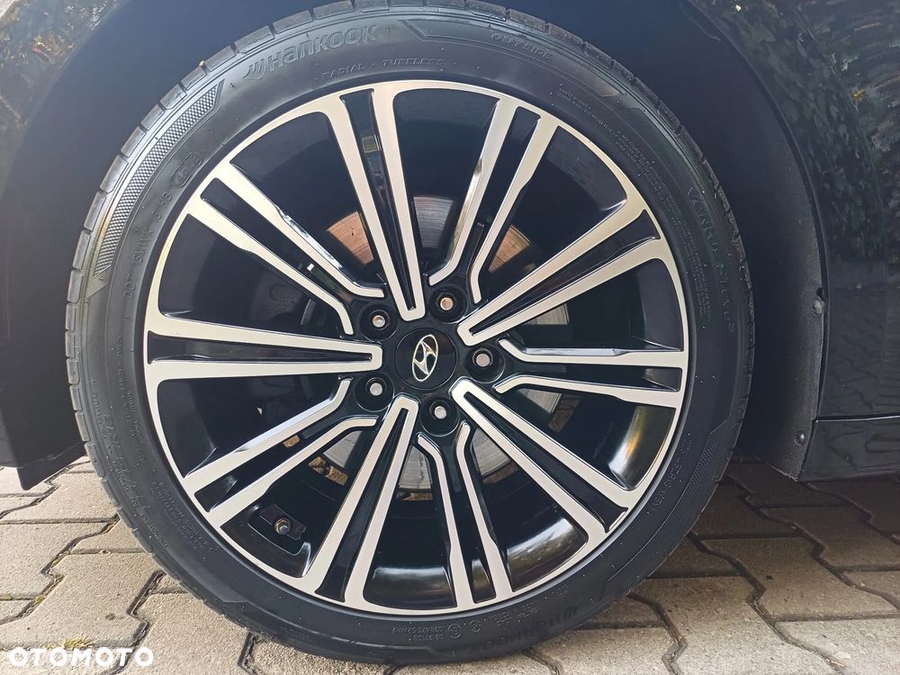Hyundai i40 Kombi 1.7 CRDi DCT Premium - 14