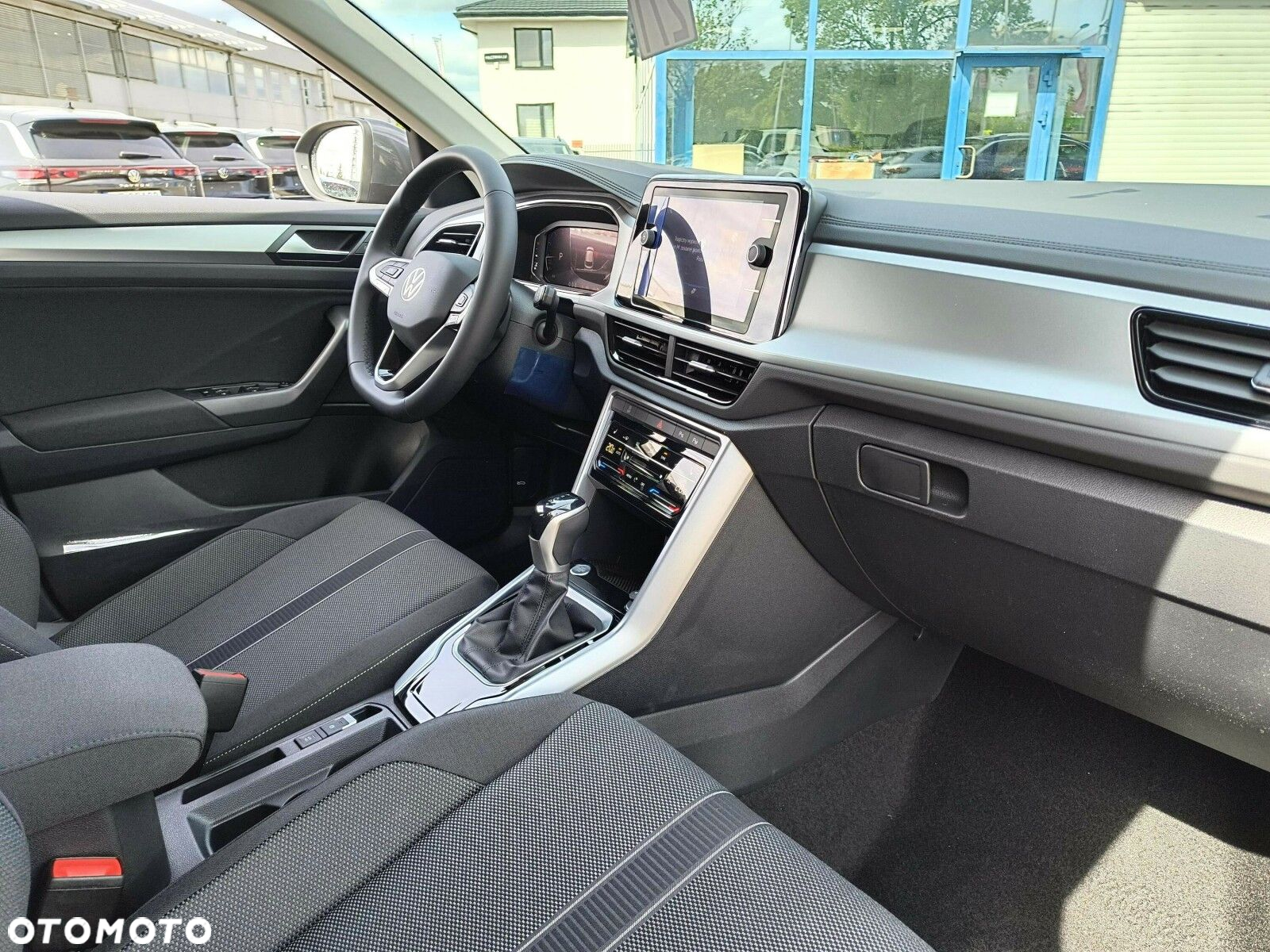 Volkswagen T-Roc - 9