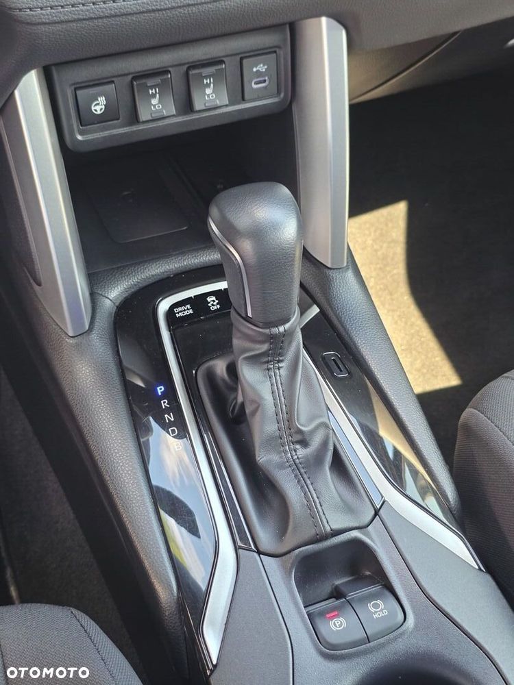 Toyota Corolla Cross - 27